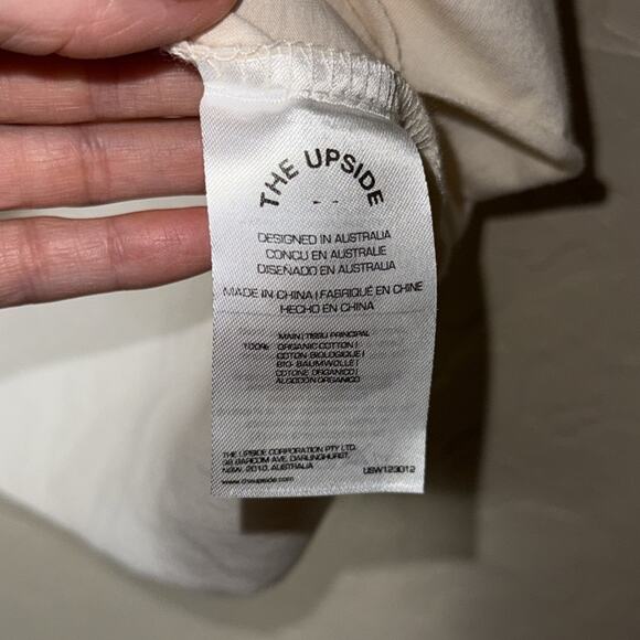 The upside graphic copped muscle tank - Picture 5 of 7